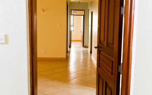 Modern 2 bedrooms all ensuite For Rent | Garden Estate Road