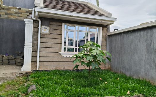 5-BEDROOM TOWNHOUSE IN KAMAKIS – RUIRU